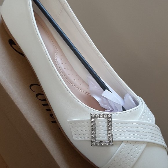 Dress shoes - Picture 1 of 2